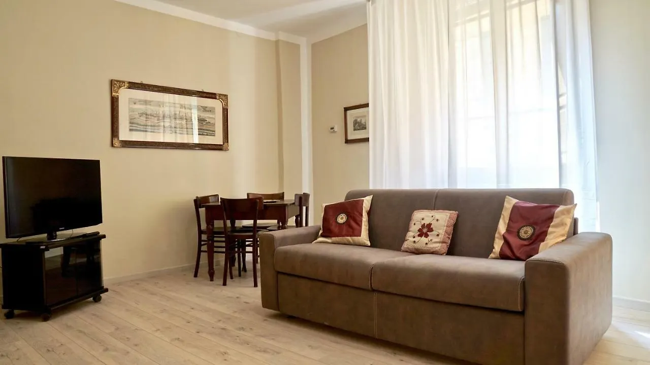Palazzo Colombini Apartment Lucca